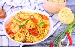 Bún mọc móng giò ăn mãi cũng ngán, xào kiểu Singapore vừa dễ lại ngon