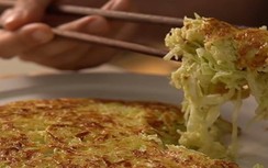 Trứng rán kết hợp rau này chỉ 1 món "cân" cả mâm, vừa nhanh lại bổ dưỡng