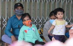 Hơn 70 người dân bị kẹt lại chốt kiểm soát Hậu Giang hiện ra sao?