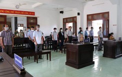 Hàng loạt cựu cán bộ hầu tòa vụ lộ đề thi công chức tại Phú Yên