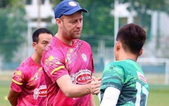 Đội tuyển Thái Lan mời HLV không thể ngờ tới để đấu Việt Nam?