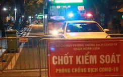 Cận cảnh quá trình đưa các F1 từ Bệnh viện Việt Đức đi cách ly tập trung