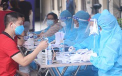 Ngày 3/10, Hà Nội thêm 5 ca Covid-19, xét nghiệm cư dân quanh BV Việt Đức
