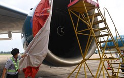 Cận cảnh bảo dưỡng tàu bay chờ ngày khởi động lại các đường bay nội địa