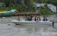 Kiên Giang: 2 trẻ tử vong, 1 người mất tích sau va chạm sà lan và vỏ máy