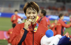 Tuổi thơ dữ dội của người hùng đội tuyển nữ Việt Nam