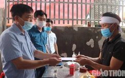 Chia sẻ nỗi đau với gia đình 2 mẹ con tử vong vì TNGT khi về quê tránh dịch