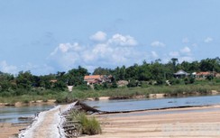 Phá sập cầu tre dài nhất Bình Định, ngăn người dân qua lại miệng "hà bá"