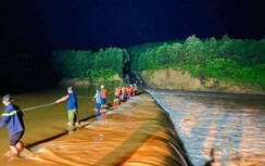 3 thanh niên Quảng Trị mắc kẹt 15 tiếng ở khu vực bị nước lũ cô lập