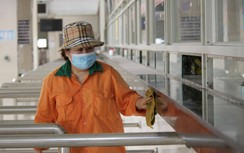 Chùm ảnh: Bến xe ở Hà Nội tất bật chuẩn bị đón xe khách liên tỉnh