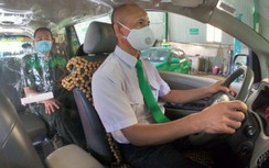 TP.HCM: Taxi vắng khách những ngày đầu hoạt động trở lại