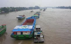 Mức phí mới tuyến vận tải Việt Nam - Campuchia giảm hơn 10 lần