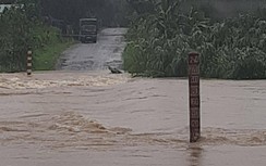 Mưa lớn ở Quảng Nam: QL40B bị chia cắt, gần 400 người dân Trà Leng sơ tán