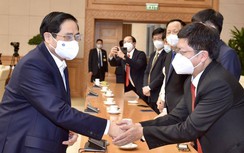 Thủ tướng: Không thể ghi hết những vất vả, hy sinh của lực lượng y tế