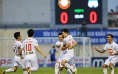 HAGL có thể nhận "trái đắng" vì V-League 2021 bị hủy