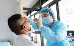 Xét nghiệm Covid-19: Nên quy định theo tỷ lệ tiêm chủng