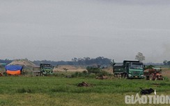 Tăng cường giám sát, đảm bảo ATGT xe chở cát trung chuyển phòng mưa lũ