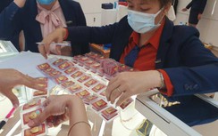 Giá vàng hôm nay 1/11: Vàng trong nước tăng giảm trái chiều