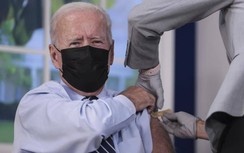 Nhân viên cấp cao Nhà Trắng, thân cận Tổng thống Mỹ nhiễm Covid-19 đột phá