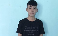 Nam thanh niên cầm dao "truy sát" lực lượng chức năng