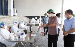 Thêm 8 học sinh mắc Covid-19, Hải Dương tiêm vaccine cho 188.000 trẻ