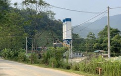 Bắc Kạn: Trạm trộn xây dựng trái phép cạnh quốc lộ vì sao chưa bị xử lý?