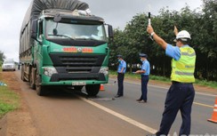 TTGT Đắk Nông dẹp xe quá khổ, quá tải trên đường Hồ Chí Minh