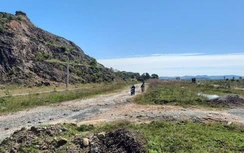 Quảng Ninh: Gập ghềnh đường ra cảng Hải Hà