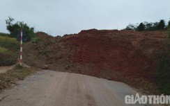 QL15C tiếp tục bị sạt lở gây chia cắt giao thông