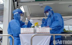 Bạc Liêu: Trẻ chưa được tiêm vaccine Covid-19, bố mẹ không dám cho ra đường