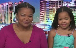 Bé gái 9 tuổi đánh cướp chạy dài trên phố