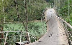 Cao Bằng: Xe chở sắt quá tải làm sập cầu treo dân sinh