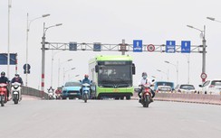 Hà Nội: Tuyến buýt điện đầu tiên sắp lăn bánh có gì đặc biệt?