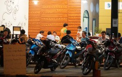 Cần Thơ: Mỗi ngày hàng ngàn ca F0, người dân vẫn vô tư tụ tập