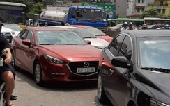 Cận cảnh cầu Chương Dương xuống cấp, "cõng" lượng xe gấp 8 lần thiết kế