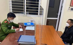 Bắt giữ khẩn cấp nhóm đối tượng thu tiền trông xe ở ven sông Hồng