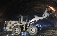 Thông hầm lớn nhất dự án cao tốc Bắc Nam đoạn Mai Sơn - QL45
