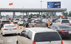 Bộ GTVT yêu cầu xả trạm khi ùn tắc tại trạm thu phí dịp Tết