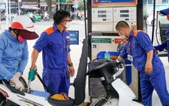 Giá xăng dầu hôm nay 22/12: Bật tăng