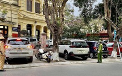 Hải Phòng xử lý xe ô tô “vô tư” đỗ trên vỉa hè trăm tỷ vừa lát xong