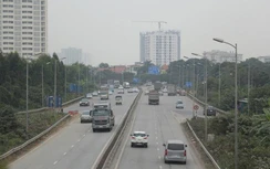 Hà Nội: Đường phố, bến xe vắng vẻ trong ngày đầu nghỉ Tết Dương lịch