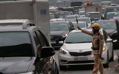 CSGT trực từ cửa ngõ vào nội đô, đường về Hà Nội không ùn tắc kỳ nghỉ Tết