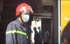 Khu trọ bốc cháy thiêu rụi nhiều tài sản, nữ chủ nhà hoảng sợ ngất xỉu