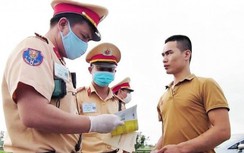 Dùng GPLX quá hạn có thể bị phạt tới 12 triệu đồng