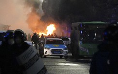 Tình hình Kazakhstan: Dừng hoạt động ngân hàng, sập hàng loạt trang web