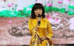 MC Thảo Vân trào nước mắt vì không xuất hiện chào khán giả ở Táo Quân 2022