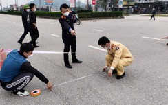 Xe con va chạm xe máy, một phụ nữ tử vong trên đường cấp cứu