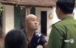 Gã đầu trọc "gánh" cả dàn diễn viên chính trong "Phố trong làng" là ai?