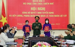 Vợ, con liệt sỹ hy sinh khi cứu hộ Rào Trăng 3 được tuyển dụng quân nhân