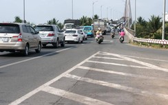 Cầu Rạch Miễu, nút giao An Thái Trung liên tục ùn tắc hàng cây số